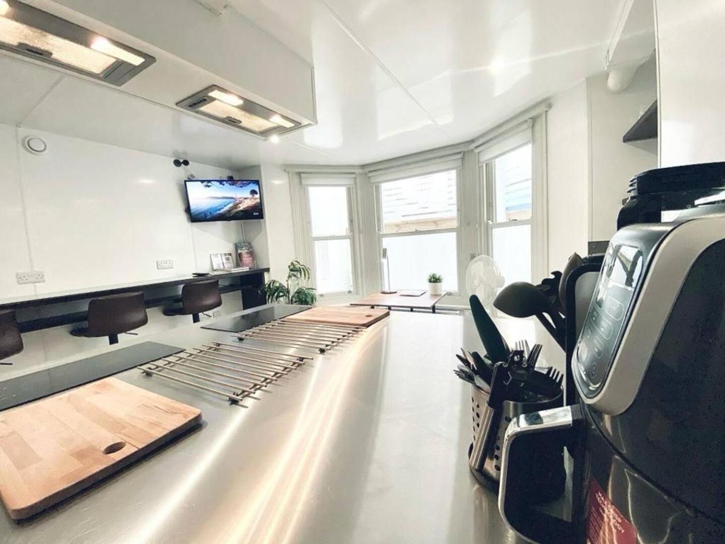 Apt 12 Luxury Living Chic Studio Steps From Beach Hove Esterno foto