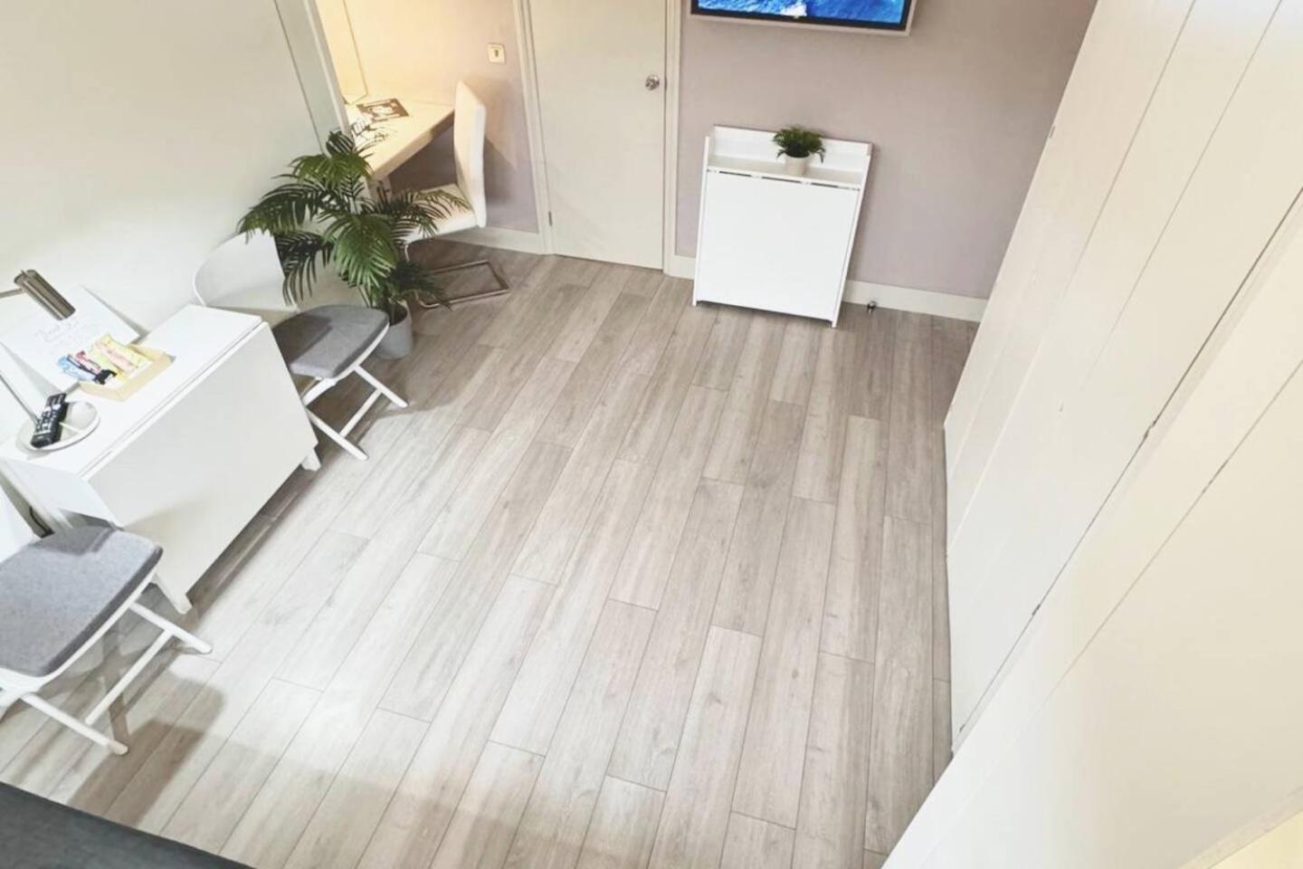 Apt 12 Luxury Living Chic Studio Steps From Beach Hove Esterno foto